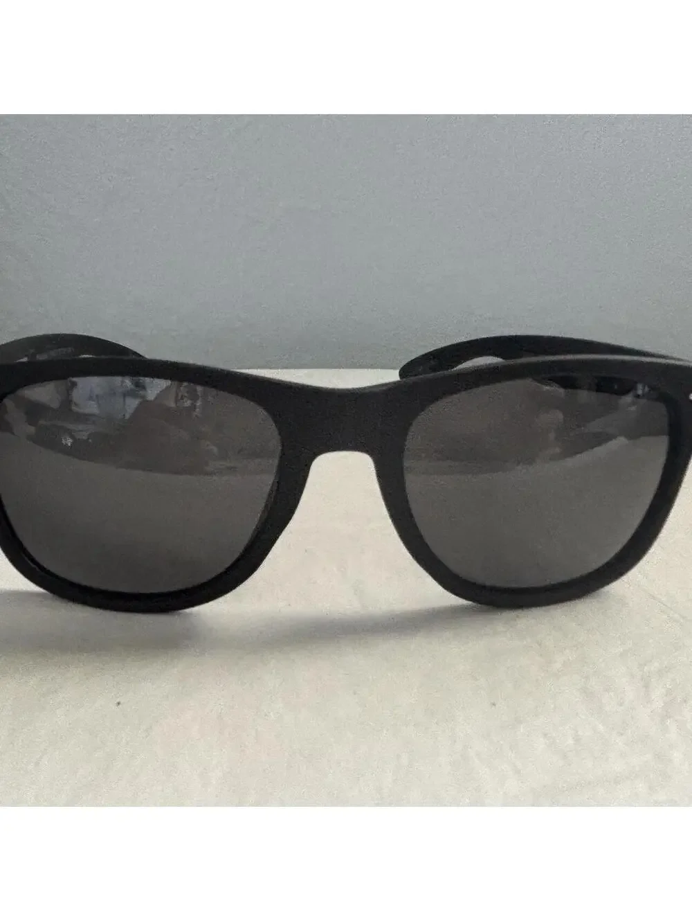 Foster Grant Men's Black Sunglass